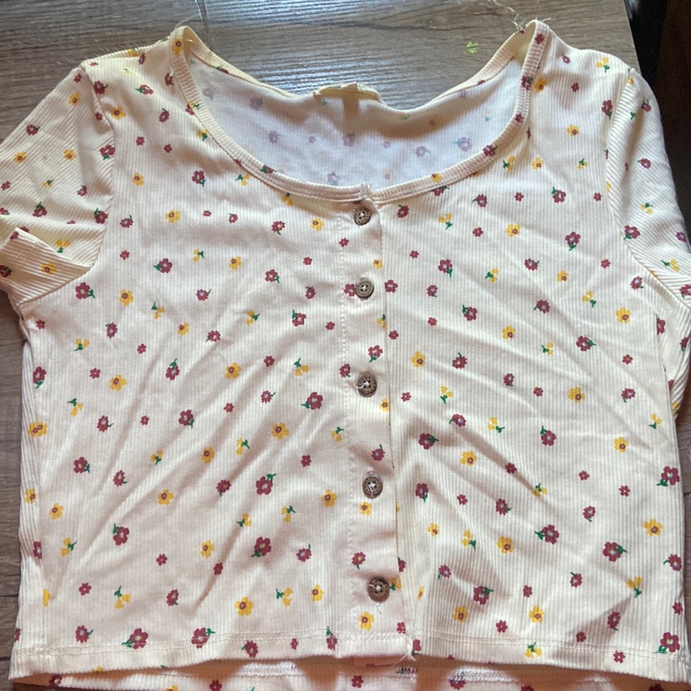Flower crop top